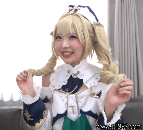 蹩脚的cosplay演员皆月光(Hikaru Minazuki,皆月ひかる)的摄影会：番号DJN-019